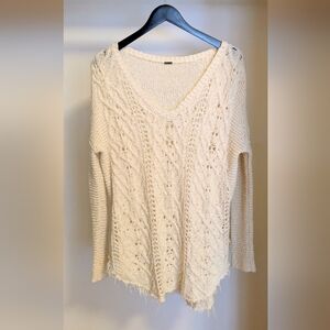 Free People Cream V-Neck Cable Knit Distressed Sweater Size Small